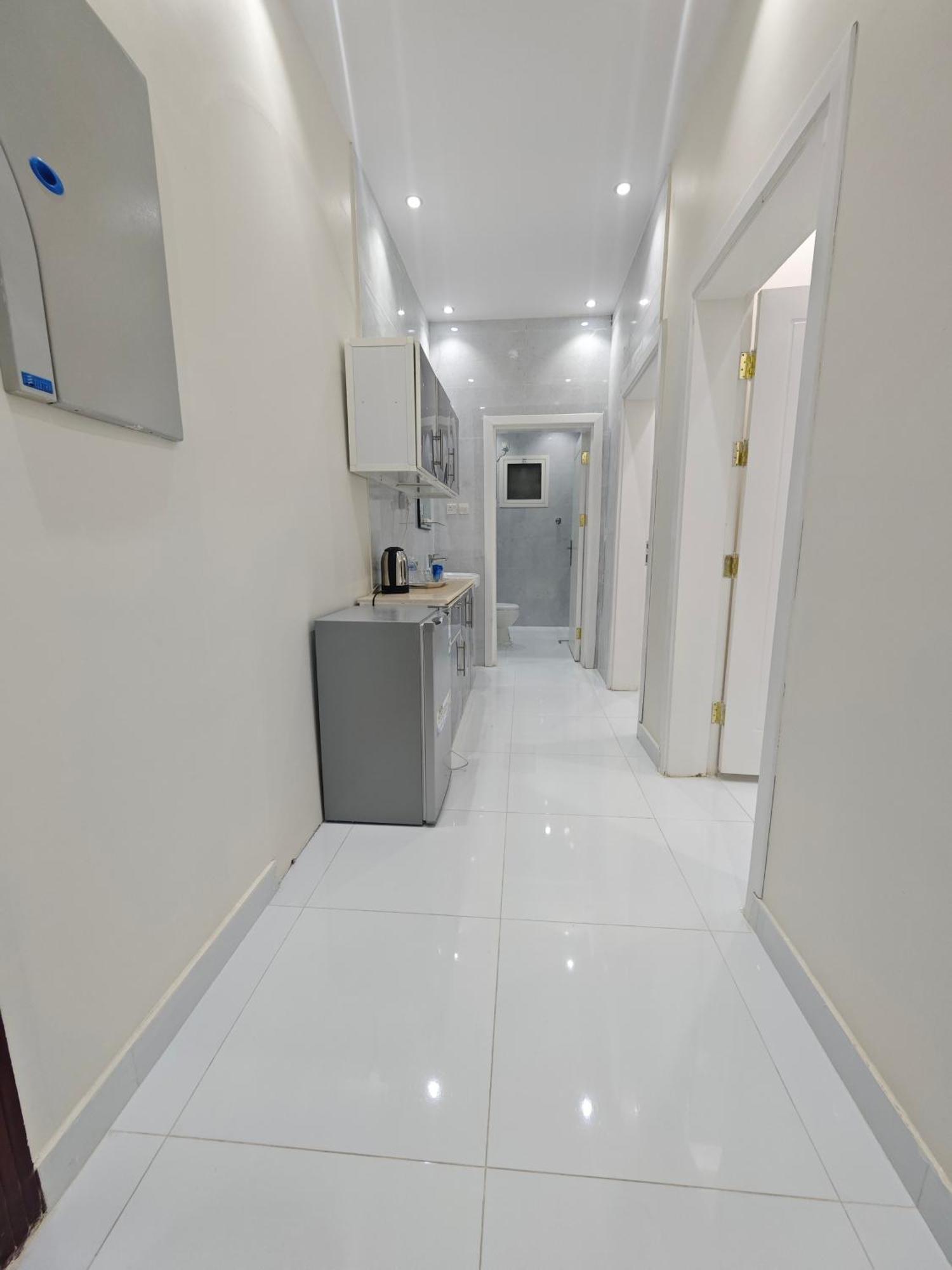 Yaqoot Al Madina Suites Al Awali Luaran gambar